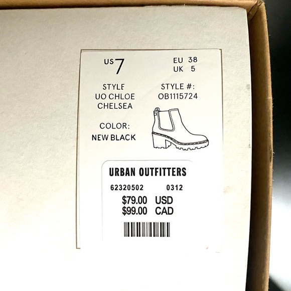 Urban Outfitters UO Chloe Chelsea Timeless Boot Black Heeled Chunky 90s Y2K New - Picture 15 of 16